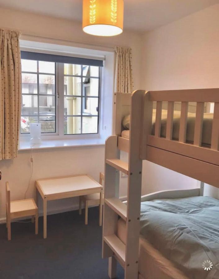 Great Price, Lovely Comfy Flat.2 Mins From The Sea Lyme Regis Extérieur photo